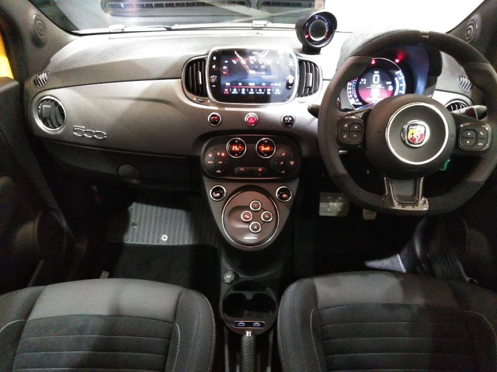 フィアット アバルト昭和 認定中古車 Fiat Abarth Official Dealer Site